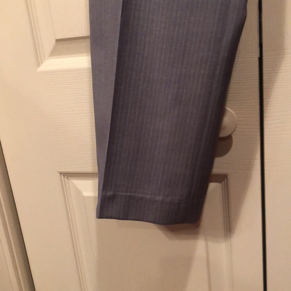 Allen by Allen Schwartz size 14 Gray Stripe/Lined Suit - Picture 6 of 9